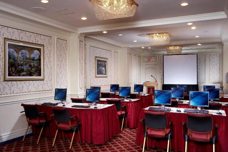Four Points By Sheraton Toronto Lakeshore Facilities photo